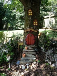 1575147179_832_✔-43-beautiful-and-easy-fairy-garden-ideas-for-kids.jpg