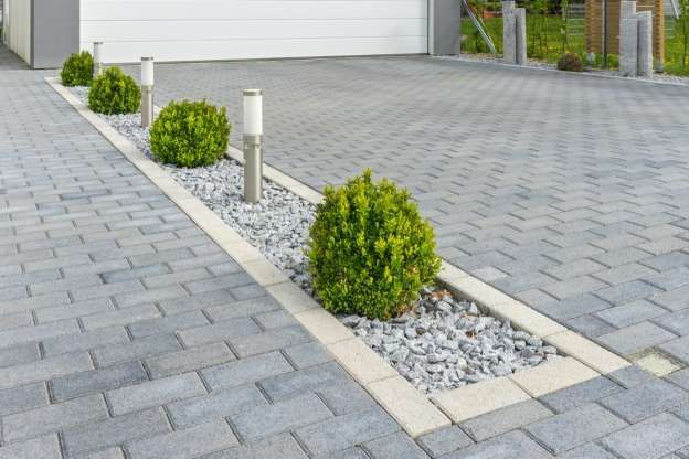 40-Simple-Tricks-for-Boosting-Your-Homes-Curb-Appeal.jpg