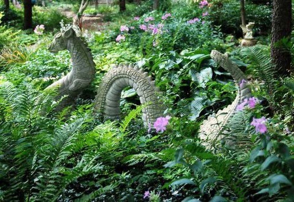 43-Elegant-Whimsical-Garden-Ideas.jpg