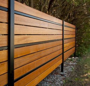 37 Perfect Privacy Fence Design Ideas That You Can Try in Your Backyard ...