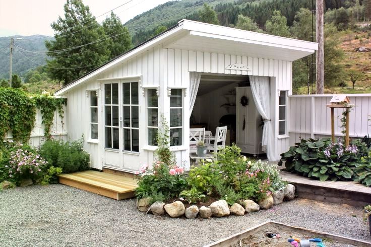 The Ultimate Guide to Choosing and Building Wooden Sheds