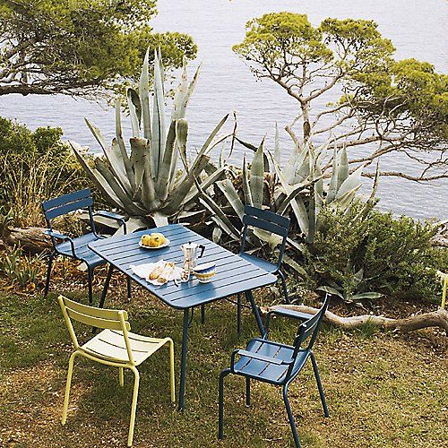 Cozy Outdoor Chairs And Tables