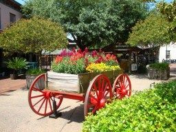 Best Ways To Decorate Garden Carts