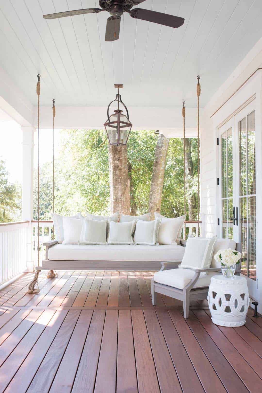 Porch Swing Plans & Ideas to Chill in
Your Front Porch