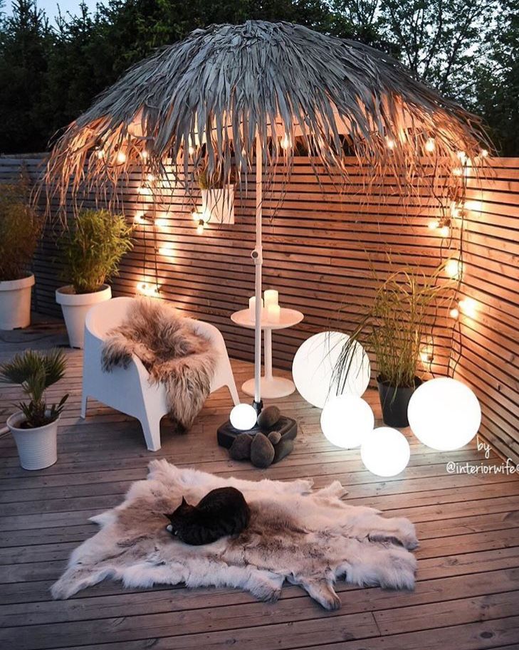 Inspired-Spaces-Outdoor-Outdoor-Living-Tiki-Umbrella.jpg