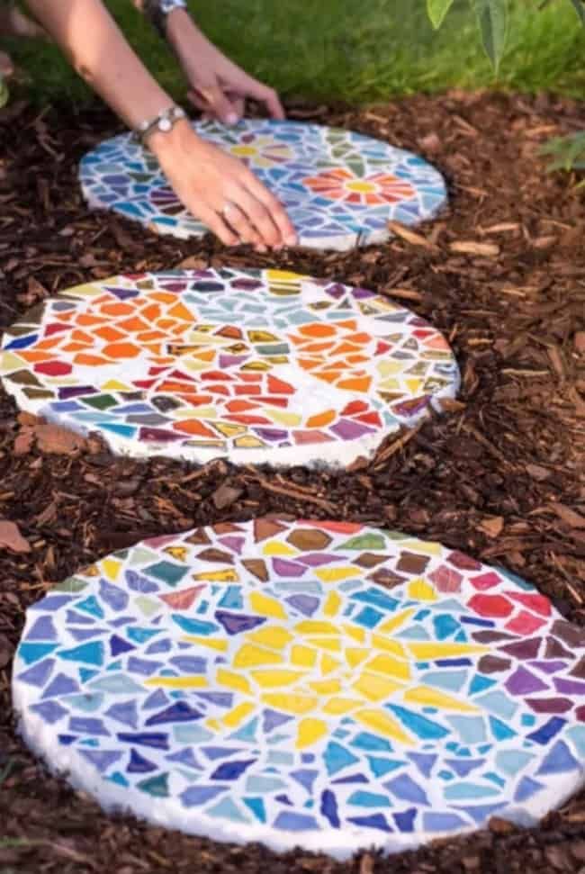 Inspiring Stepping Stones Pathway Ideas For Your Garden
