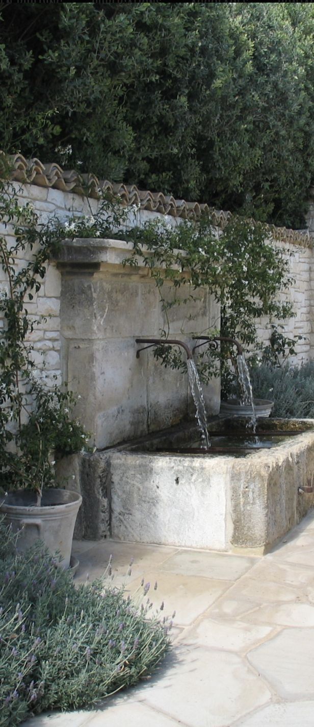 Modern Front Yard Designs with garden
fountains