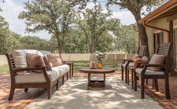 Outdoor furniture | Backyard Sheds | Kauffman Lawn Furnitu