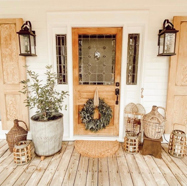 Winter Front Porch Inspiration - Cottage in the Oa