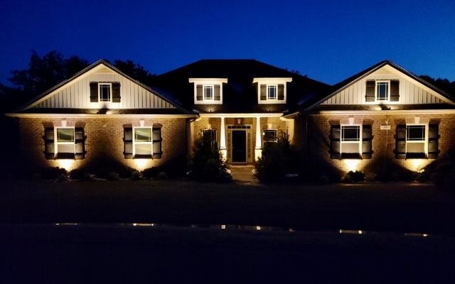 8 Reasons Your Home Will Benefit from Outdoor Lighti