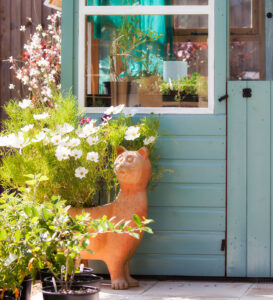 Cat and Potting Shed Jigsaw Puzz