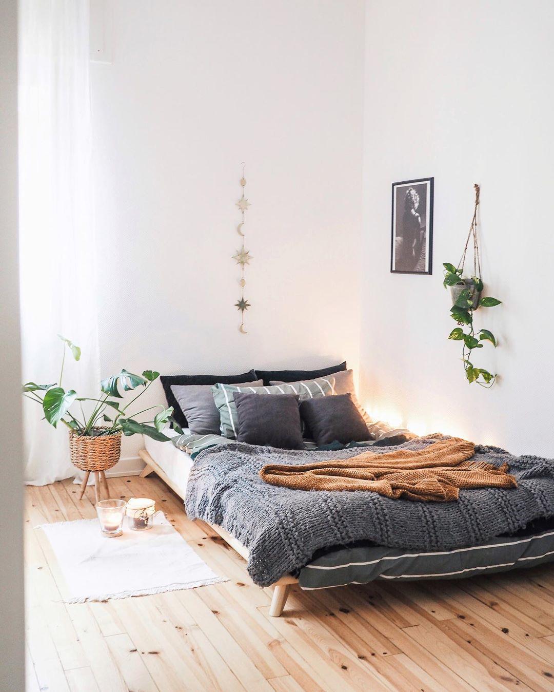 Focus on ‌functionality when choosing accessories‍ for your minimalist bedroom