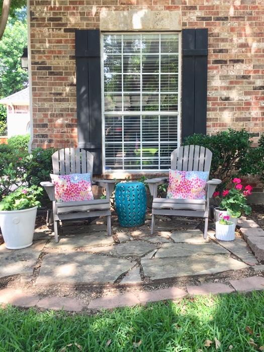 Incorporate⁢ seating areas in front yard‌ landscaping for relaxation and ⁢enjoyment⁢ outdoors