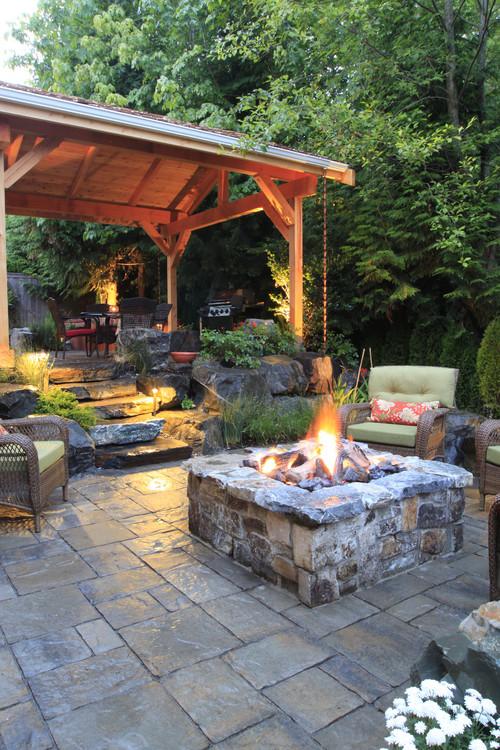 Create a cozy fire pit area as a stunning⁤ focal point⁣ in front yard landscaping