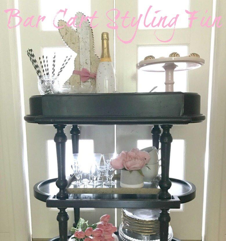 Build ⁢a small ⁢bar cart⁤ stocked with essentials for socializing on your screened porch