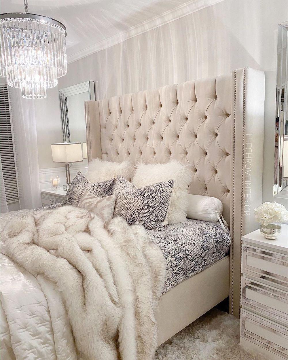 Chic​ Glam Bedroom:⁣ Add opulence with ​metallic finishes and plush textiles