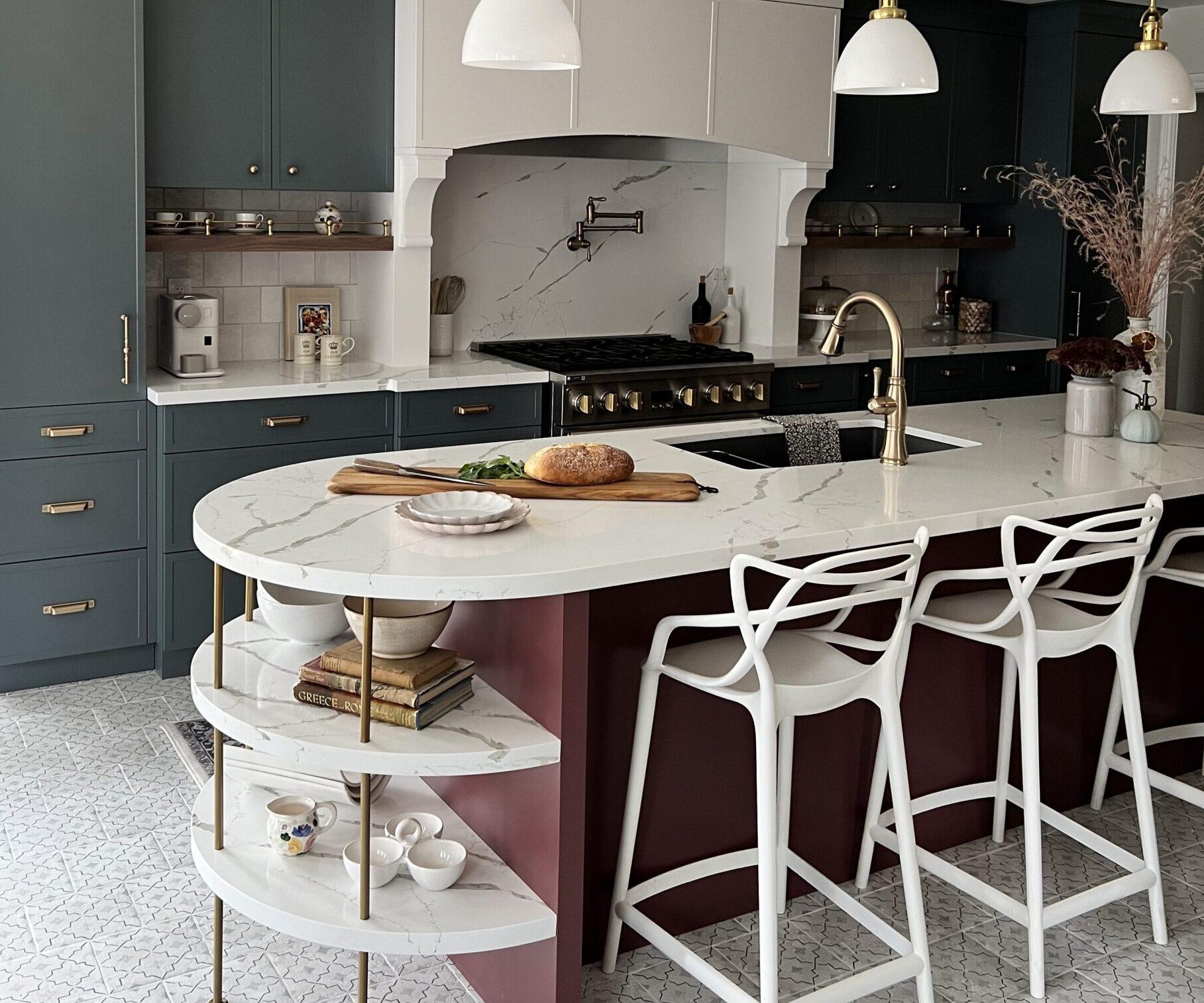 Add brass hardware ‍to your Burgundy⁢ Kitchen for a touch‌ of elegance