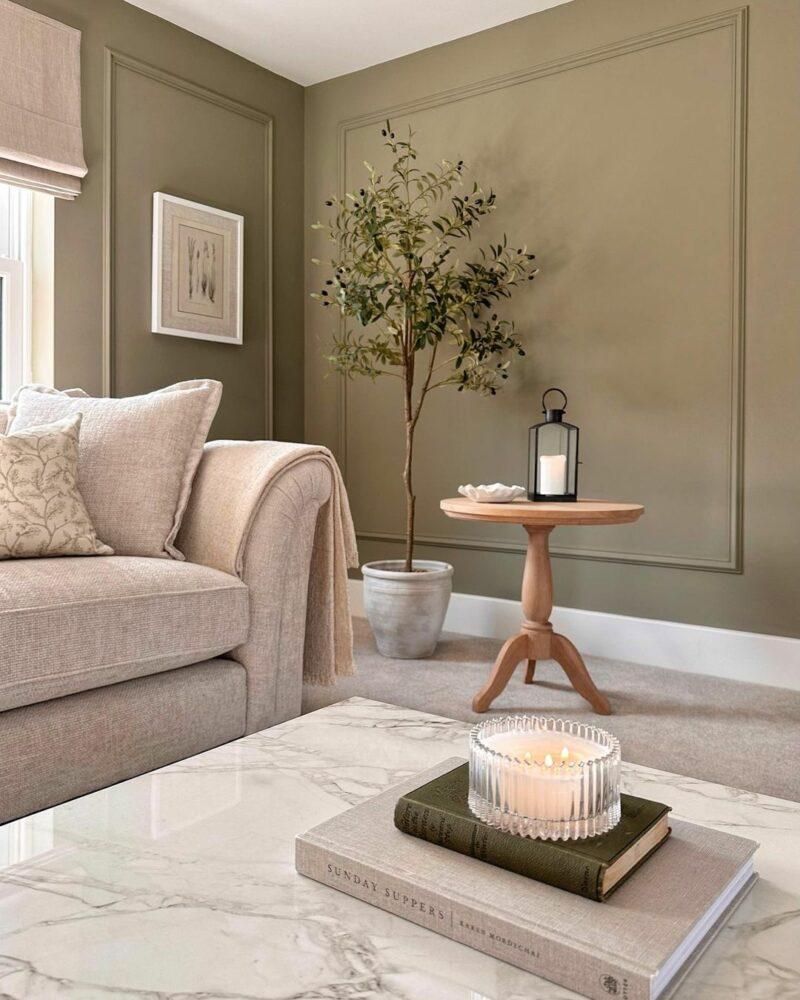 Embrace Earthy Tones: Revitalize⁣ your living room⁣ with‍ warm,⁢ natural colors