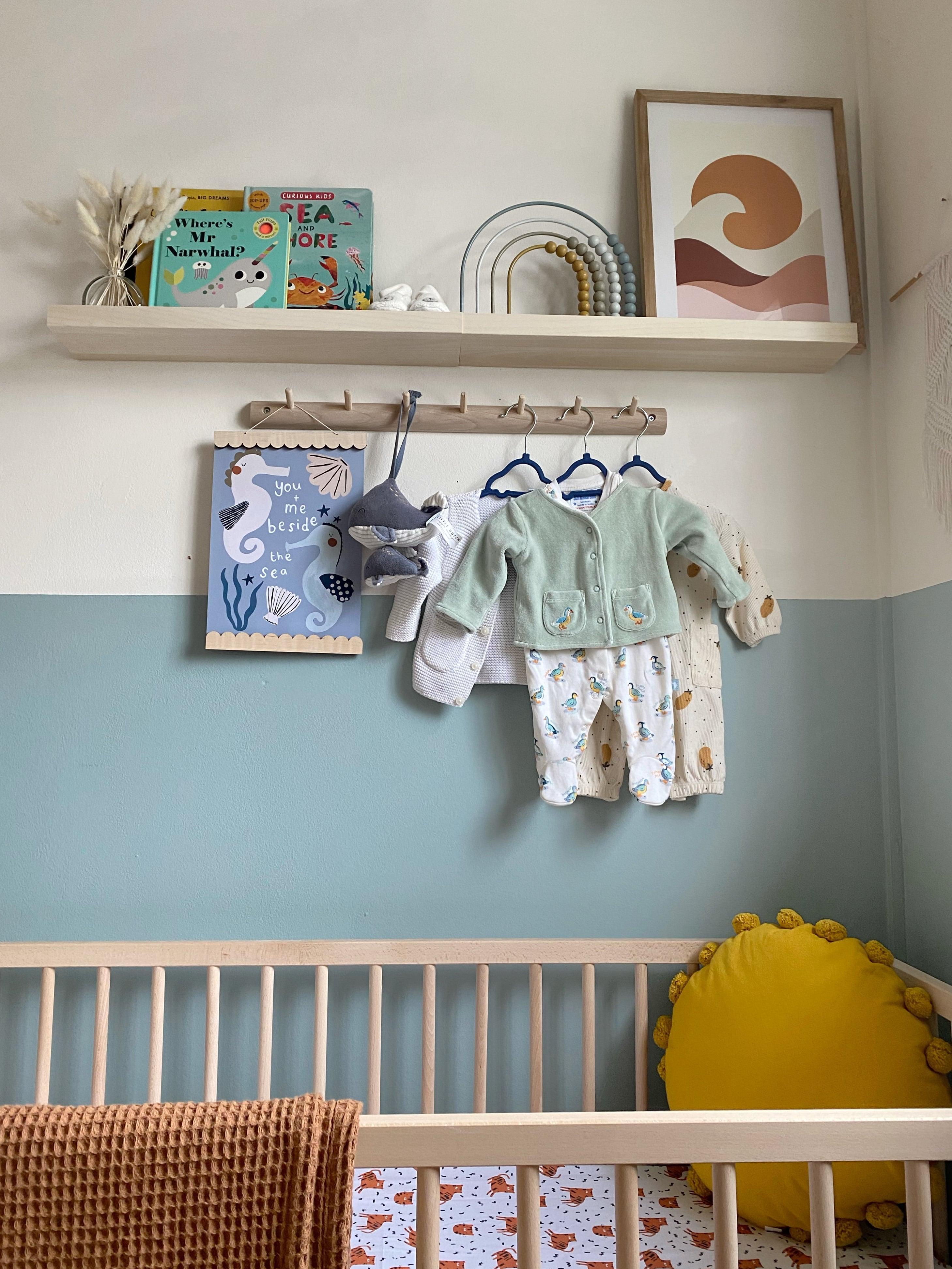 Under-the-sea theme for⁢ a Boy Nursery with aquatic colors and ‍playful motifs