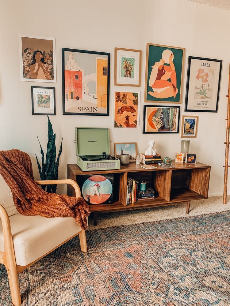 Why should we use modern living room
  sets?