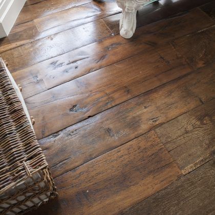 Advantages to using reclaimed wood
flooring