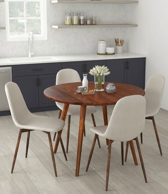 The significance of small dining sets