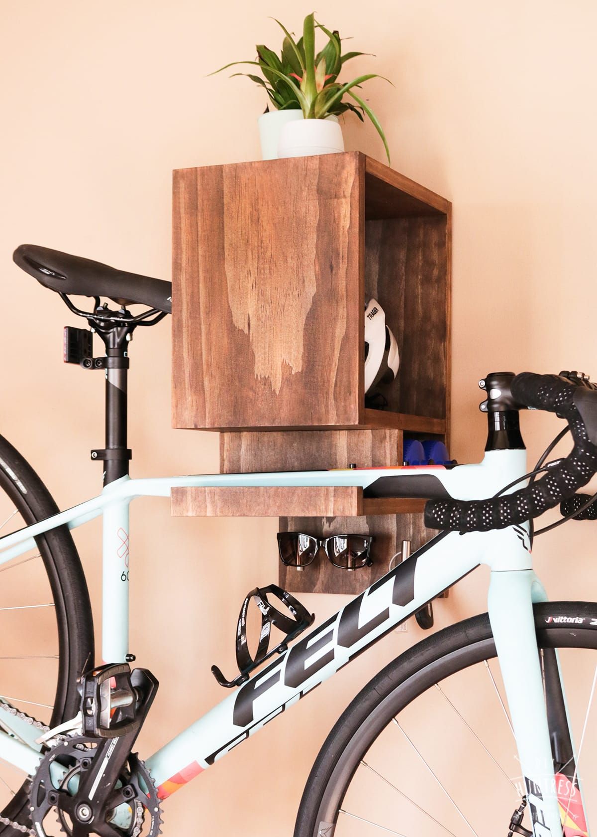 How to Mount Your Bike on the Wall