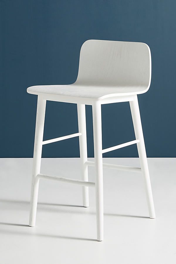 Types of the white bar stools