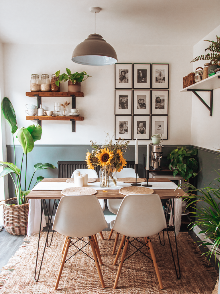 1702404004_dining-room-decor-ideas.png