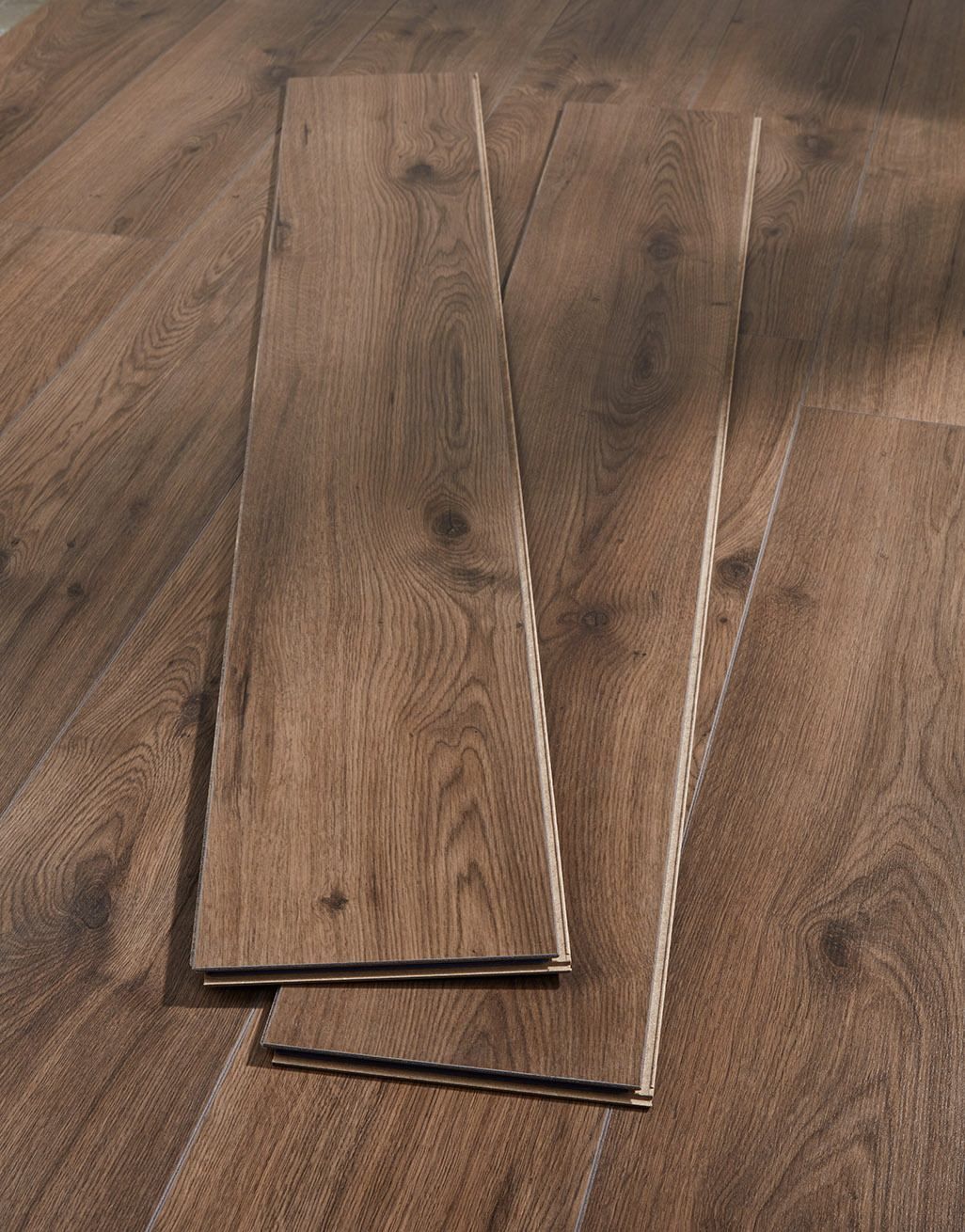 Textured laminate flooring