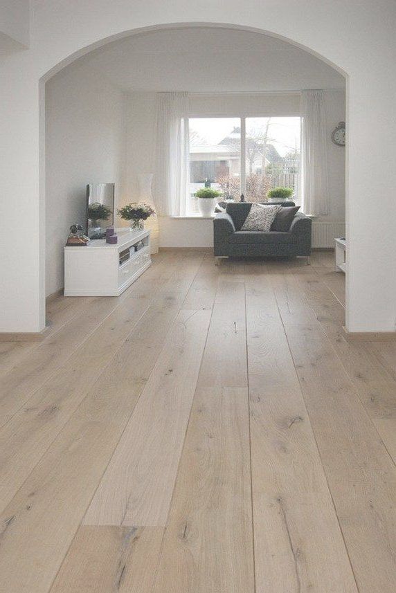 Difference between red and white oak
  hardwood flooring