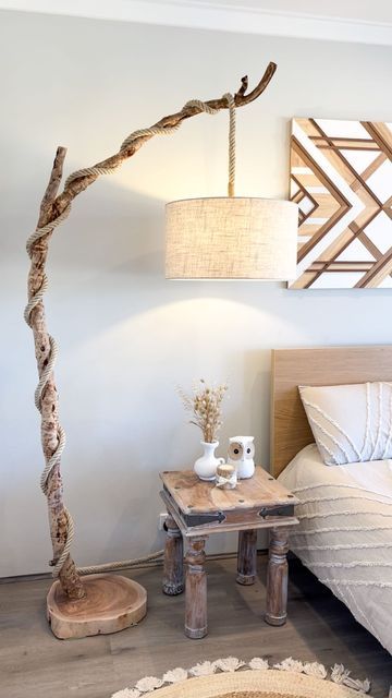The floor lamps can give a traditional
and foxy look to inviting space