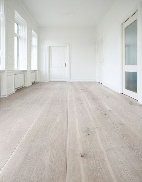 Why most house owner prefers oak hardwood
floor?