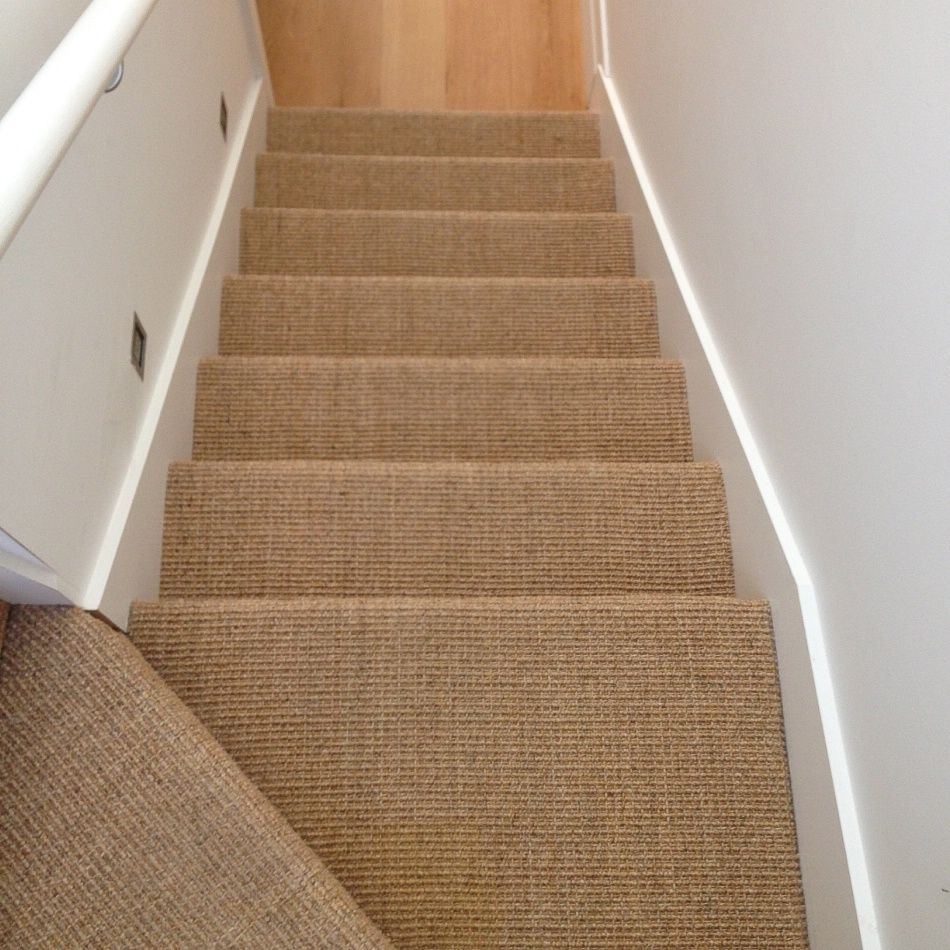 Useful tips for choose best carpet for
stairs