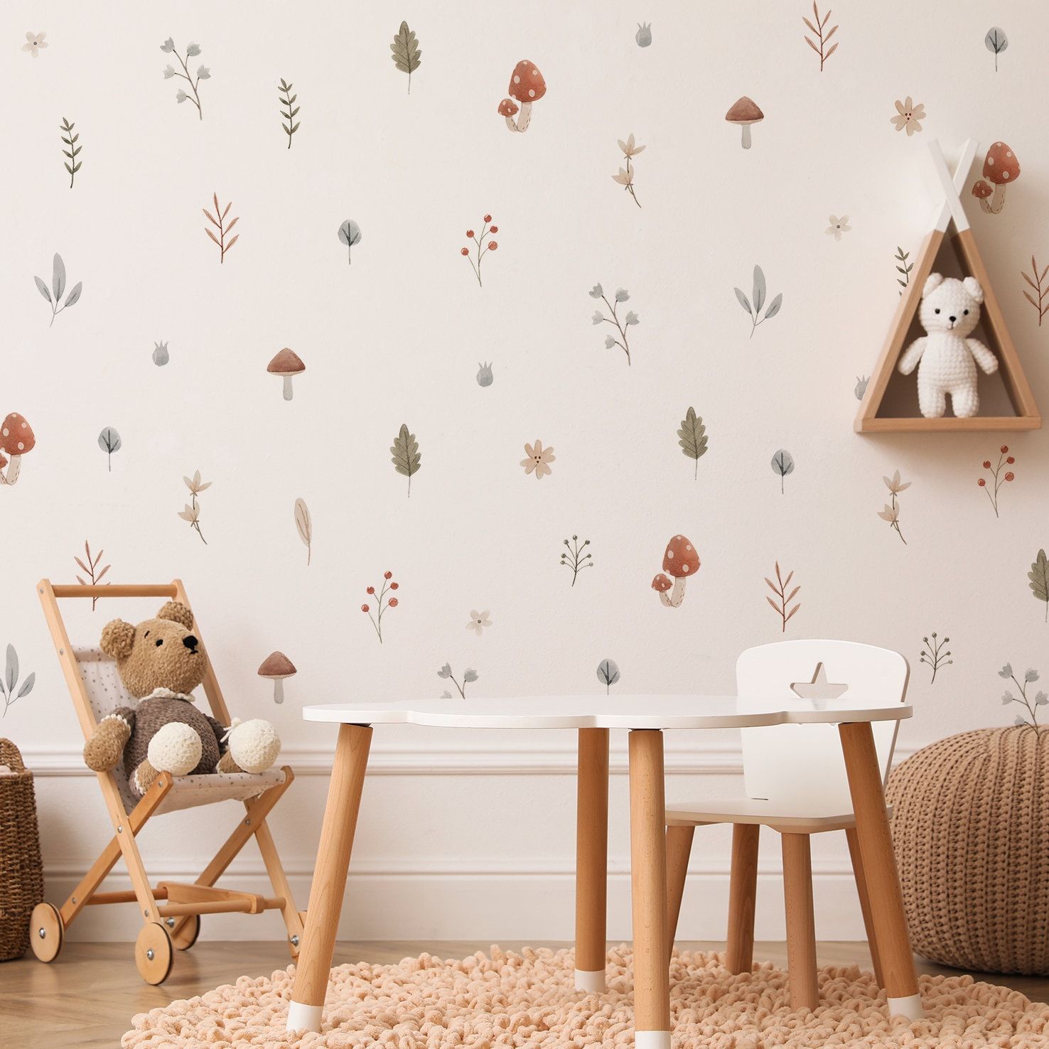 Decorate your room with attractive tree
wall decals