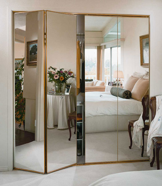 Get traditional look in your bedroom with
mirror wardrobe
