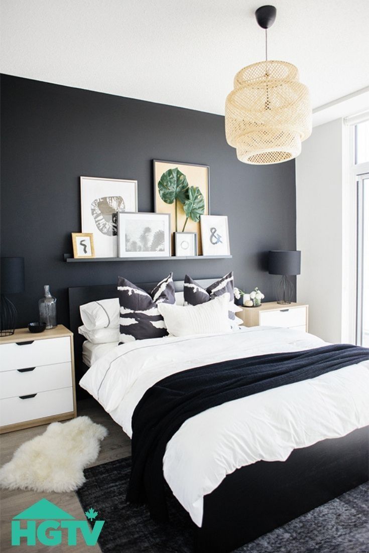 Black and white bedroom- great colours
for a classic bedroom