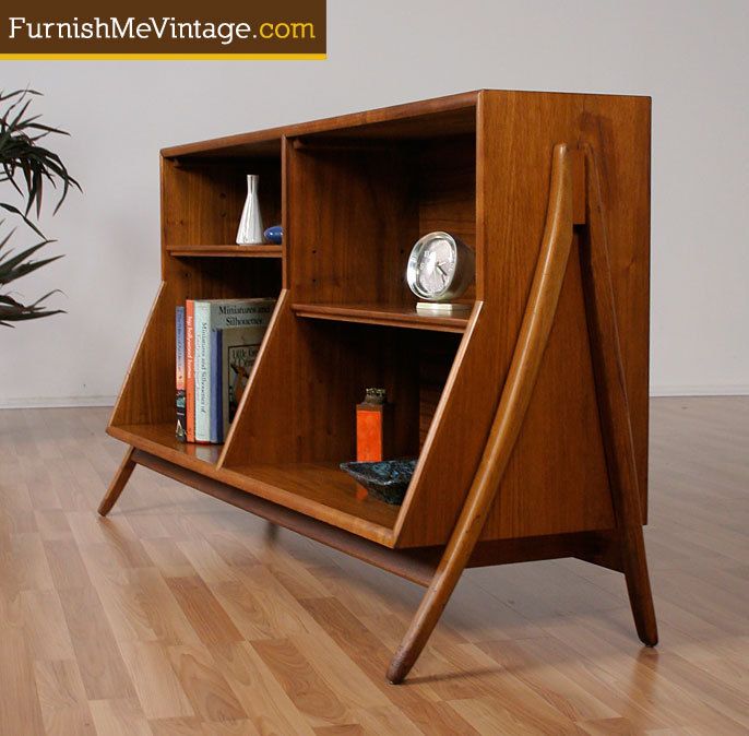 The importance of modern bookcase