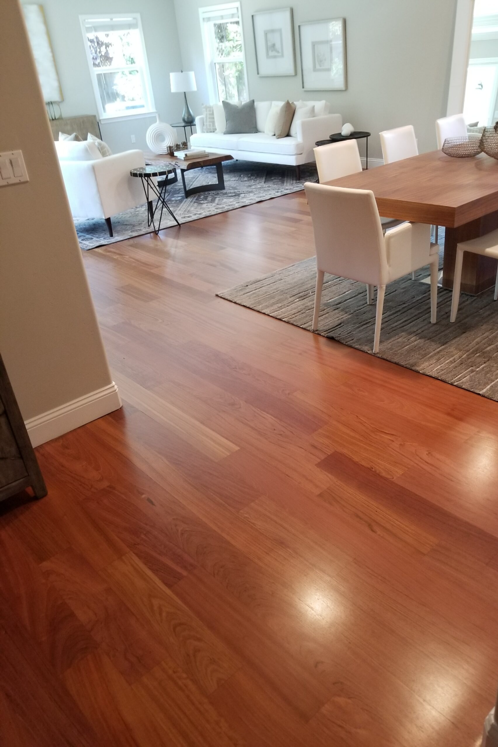 How to decorate your home with brazilian
cherry hardwood flooring?