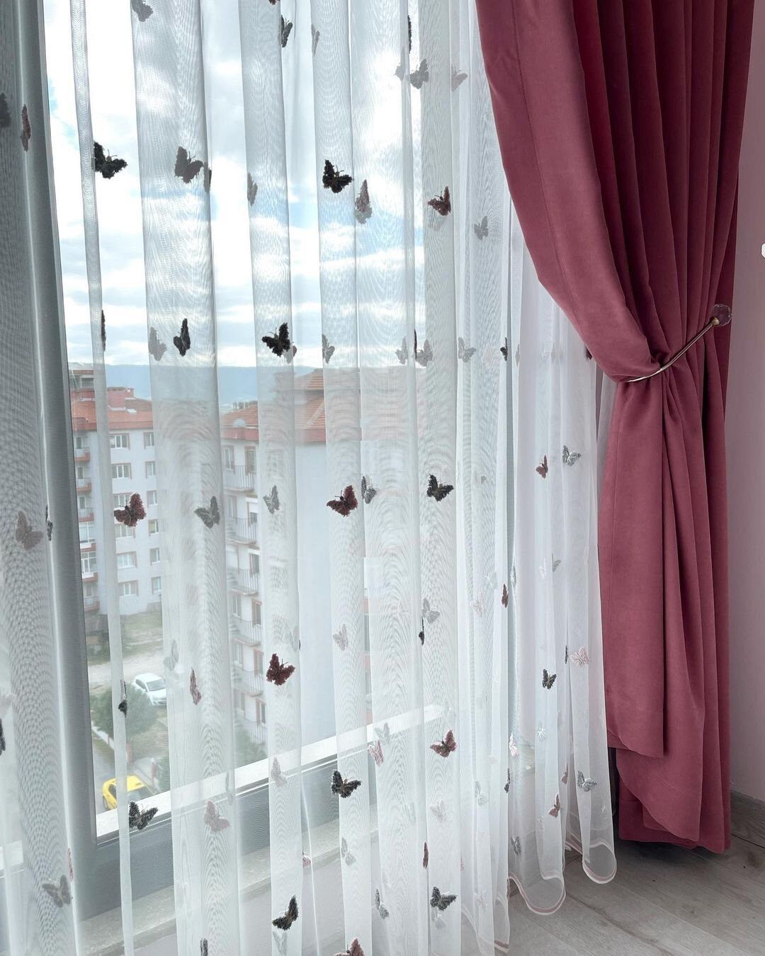 Curtains for girls room – a must have