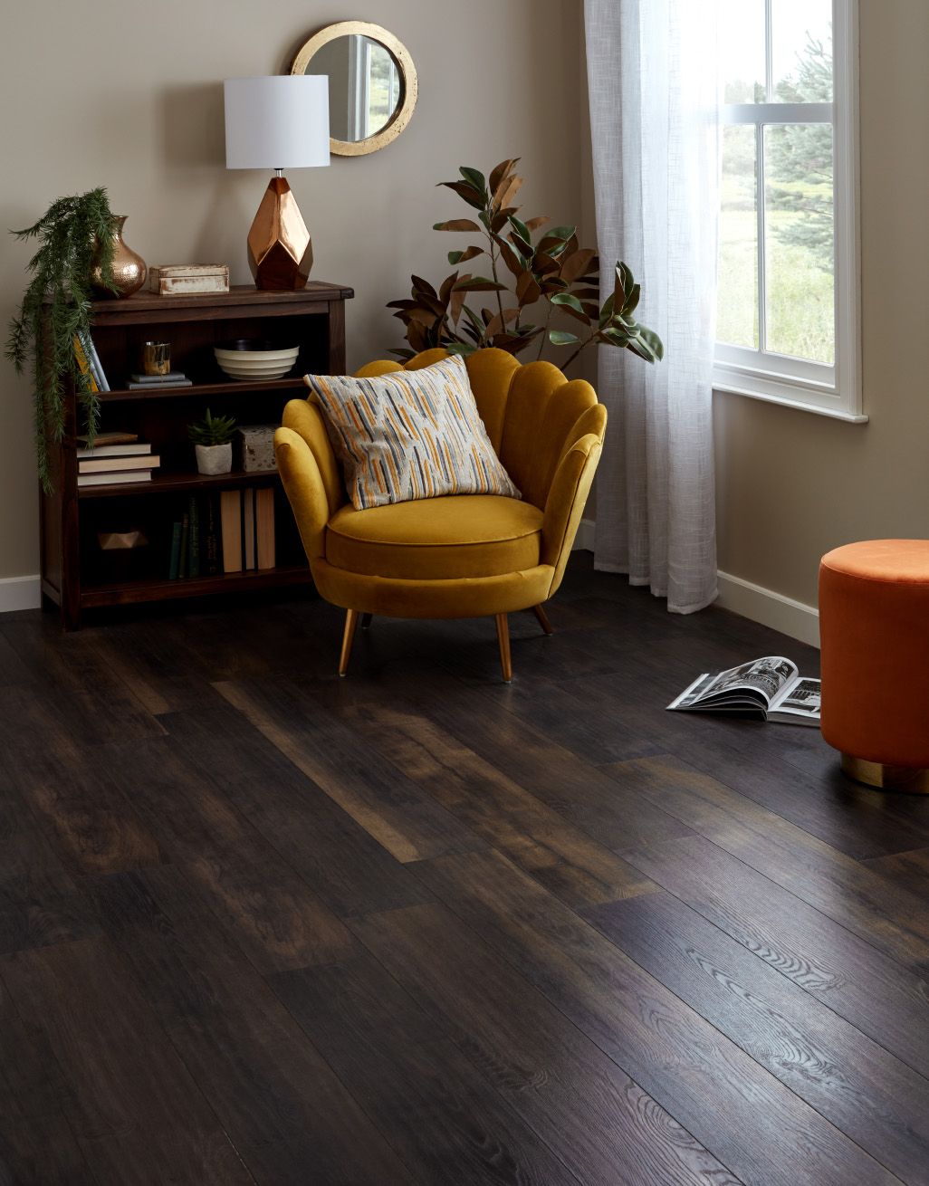 Creating a Sophisticated Home with Dark
Wood Floors: Design Tips and Inspiration