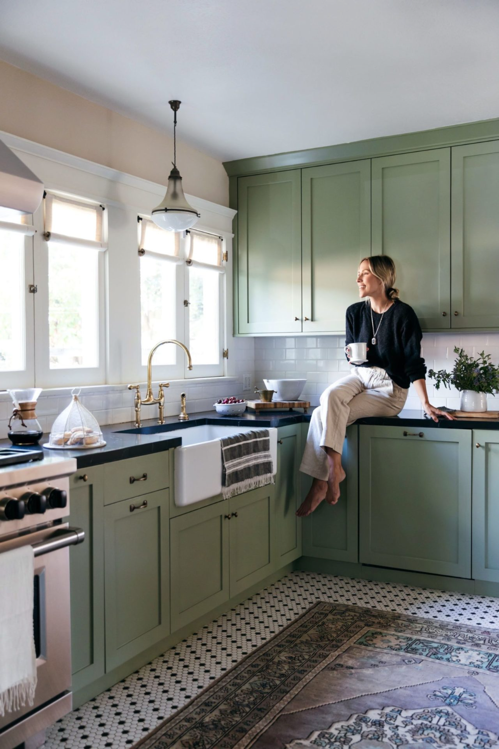 Get a new look to your old kitchen with a
  great renovation plan