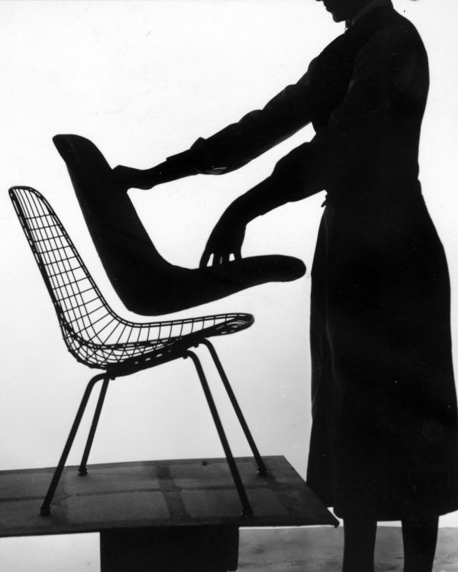 1702473582_Eames-Molded-Plastic-Chair.jpg