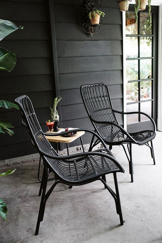 Make your lawn stand apart with amazing
  lawn chairs