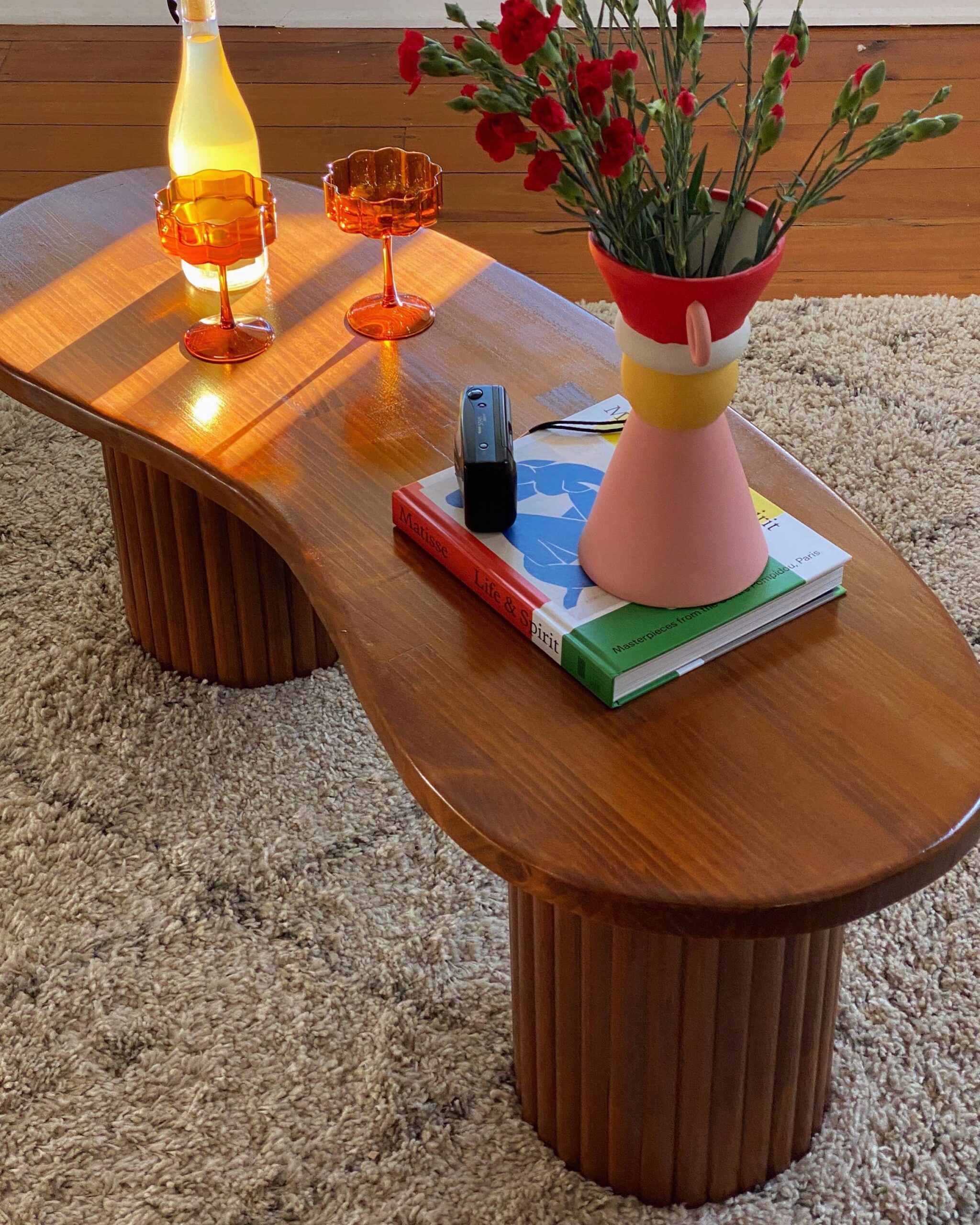 The Ultimate Guide to Coffee Tables: How
to Choose the Perfect One for Your Space