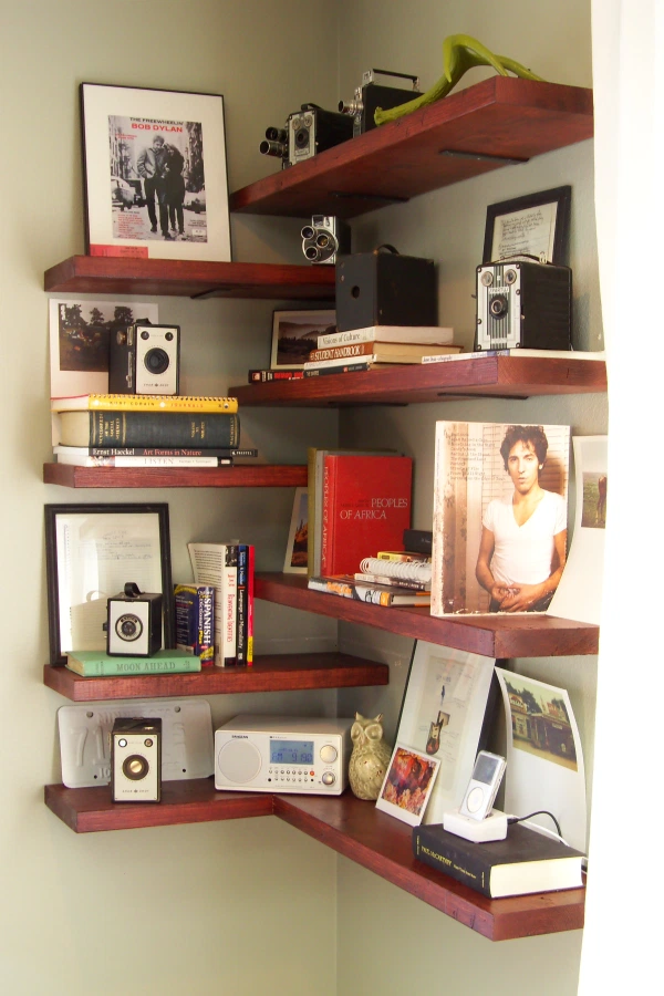 Maximizing Space: The Beauty and
Functionality of Corner Shelves