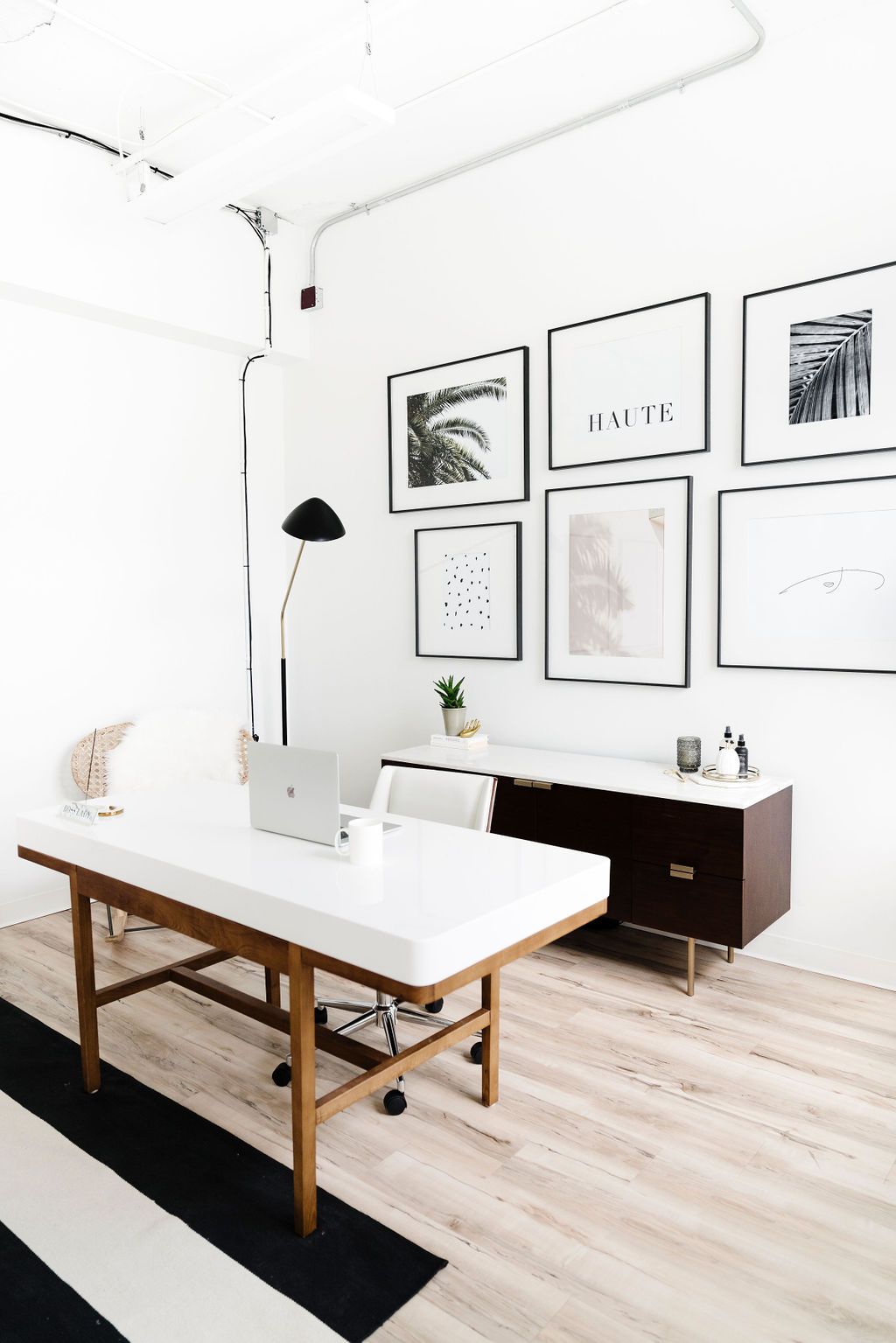 The Essentials of a Credenza Desk: A
Complete Guide