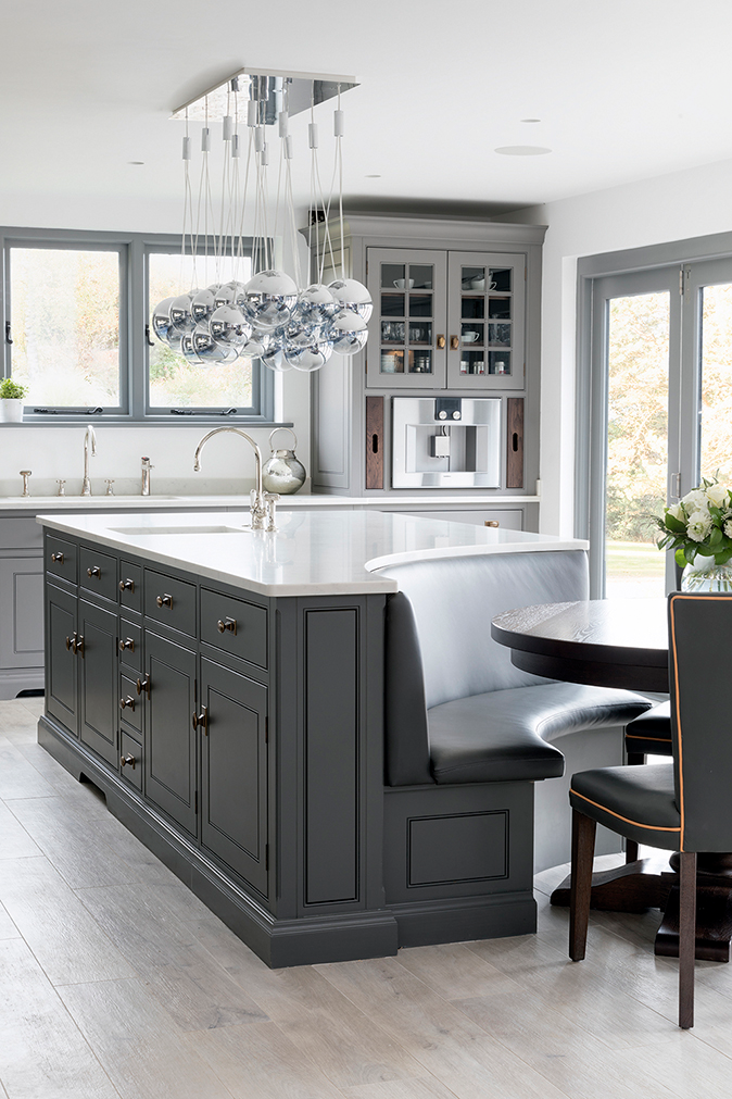 Design Tips for Choosing the Perfect
Kitchen Island with Seating