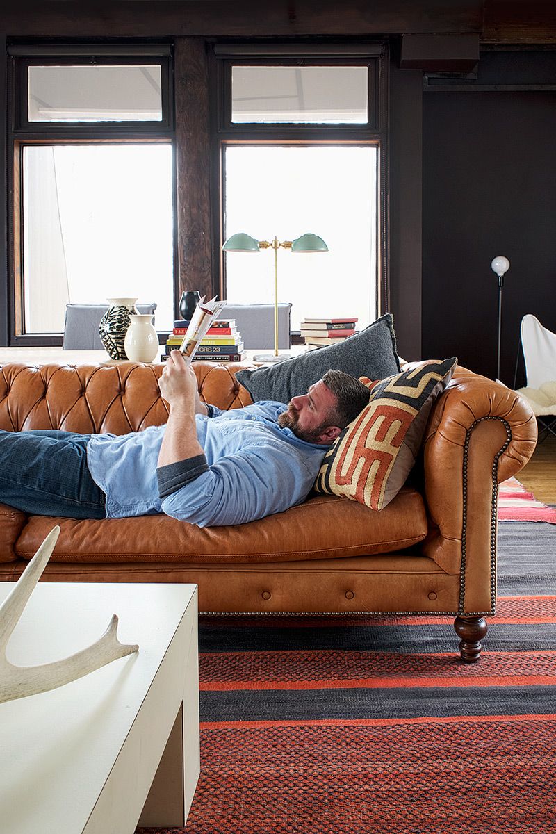 Enhance your living room with a leather
  sleeper sofa