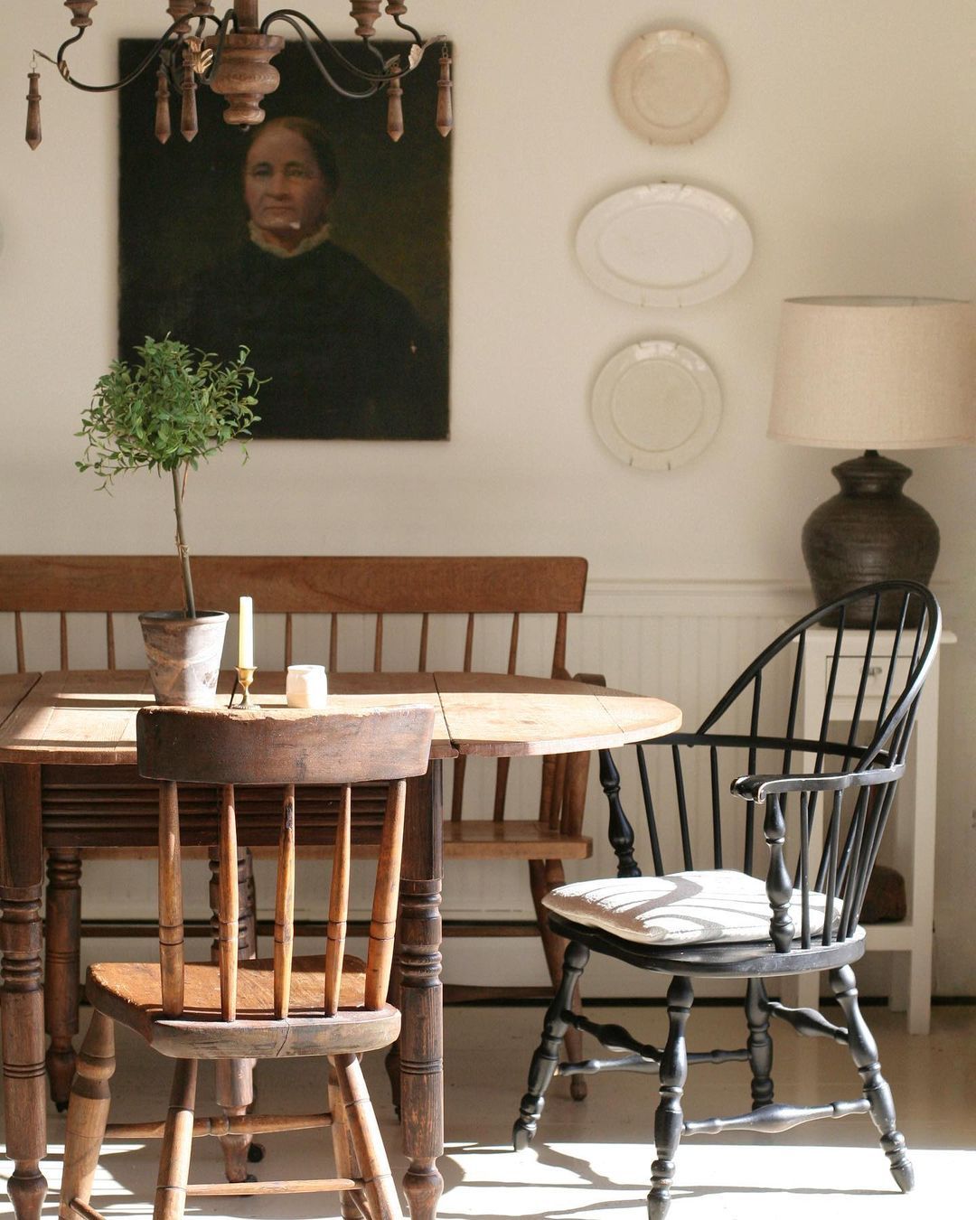 The Timeless Charm of Wicker Dining
Chairs